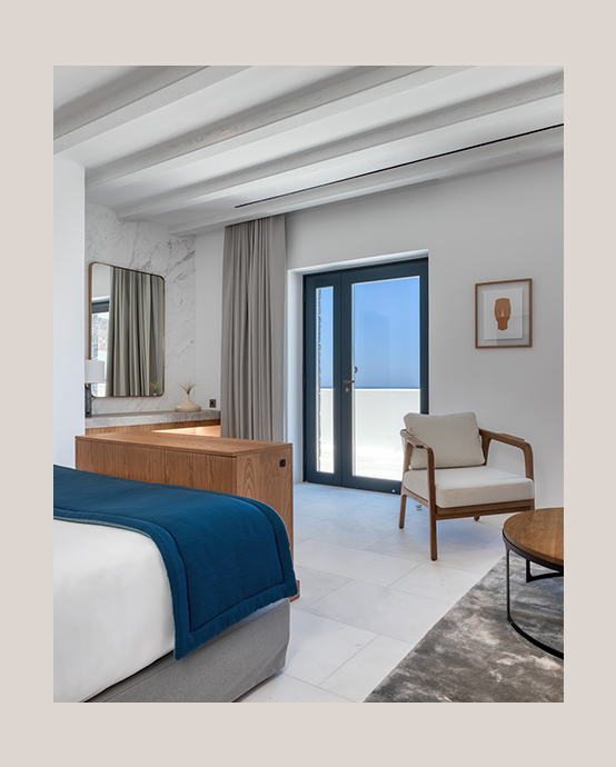 KING DELUXE ROOM WITH POOL