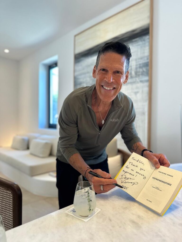 Sandblu Santorini Experience guest 4