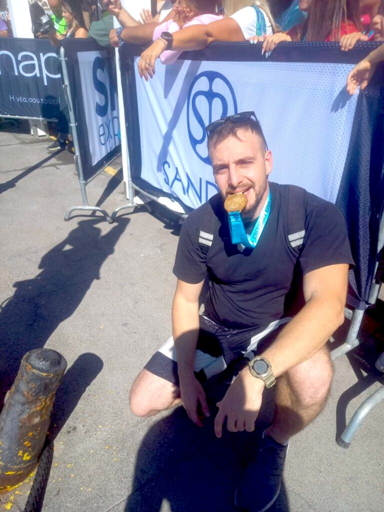 Sandblu Santorini Experience swimming race