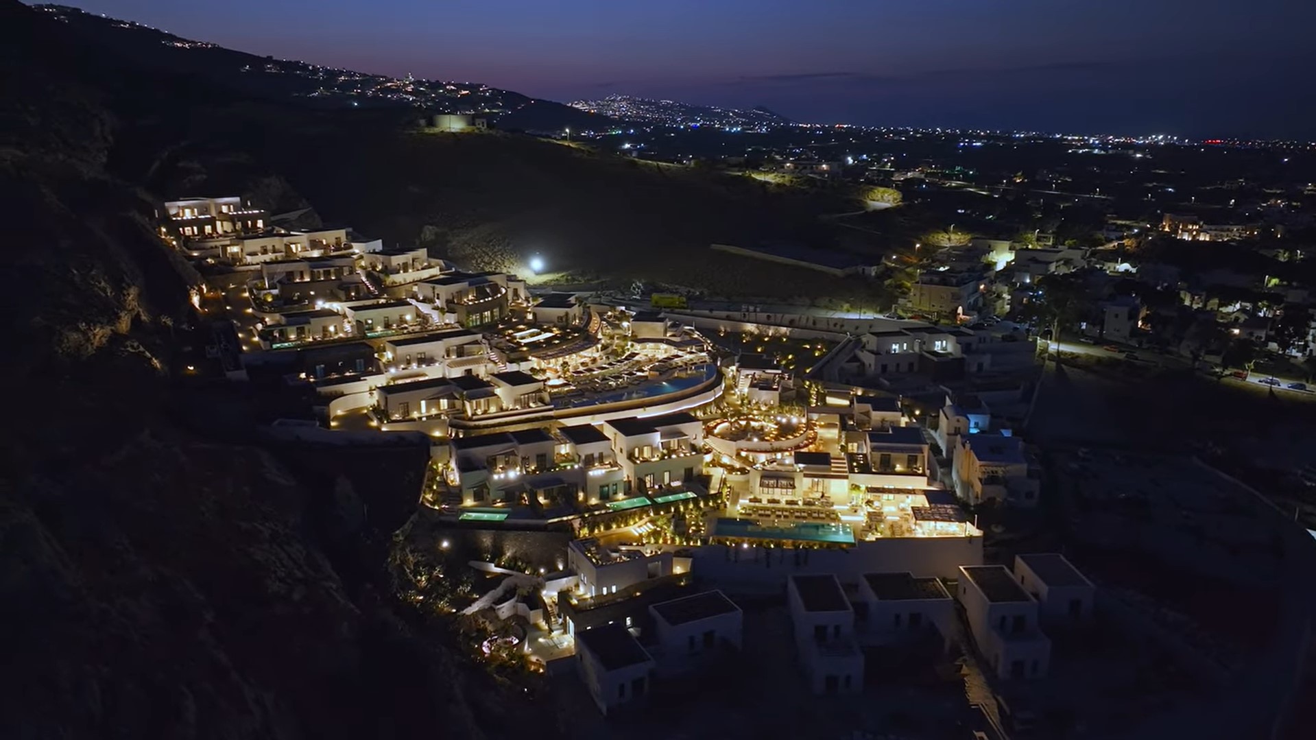 Blu Aerial – Night