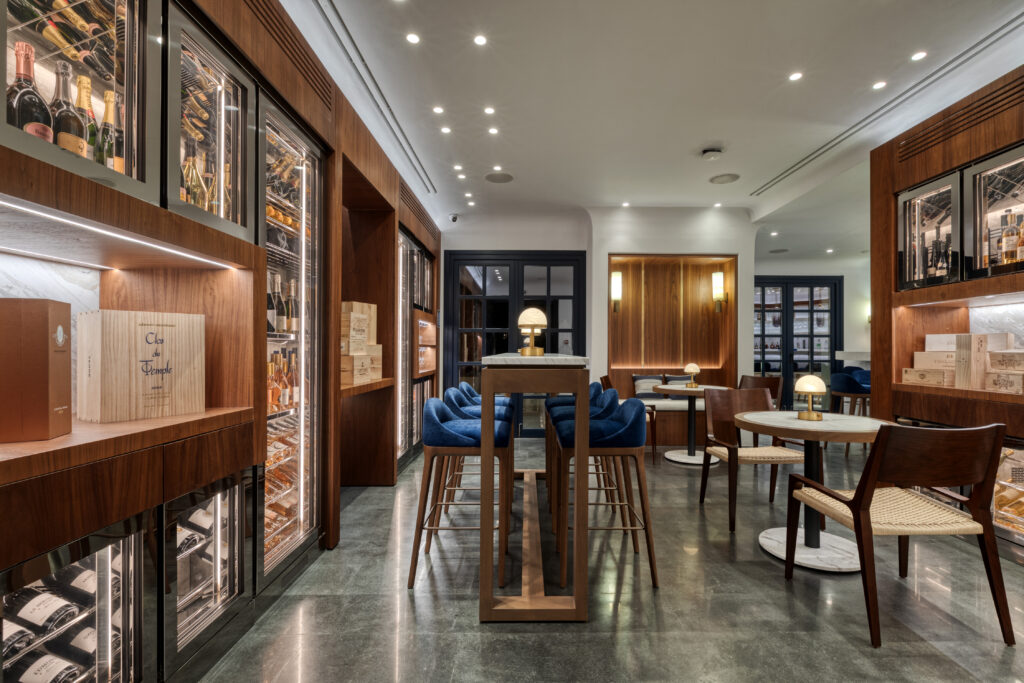 Aroma Wine Bar Sandblu Resort 3